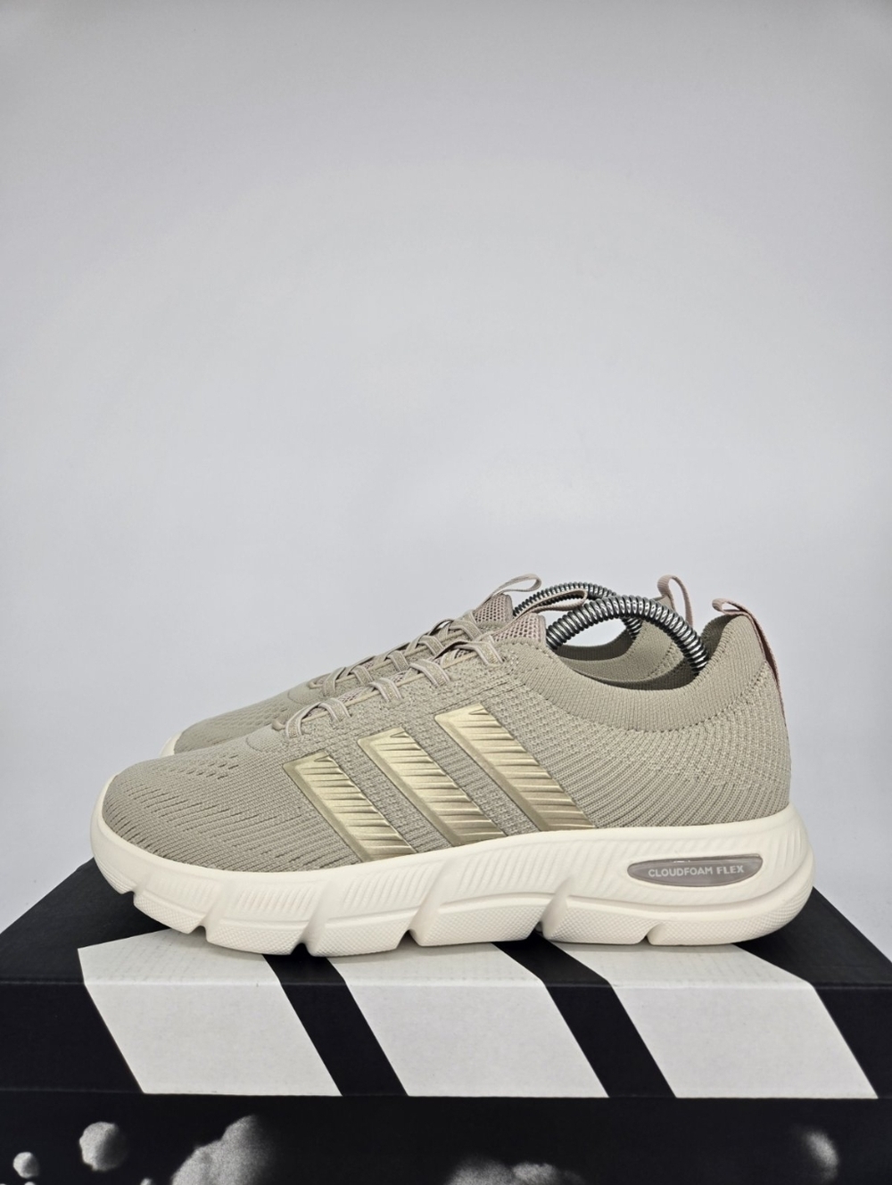 adidas Women's Cloudfoam Flex Slounge KI3455 Wonder Beige Shoes Size 8.5 Wide